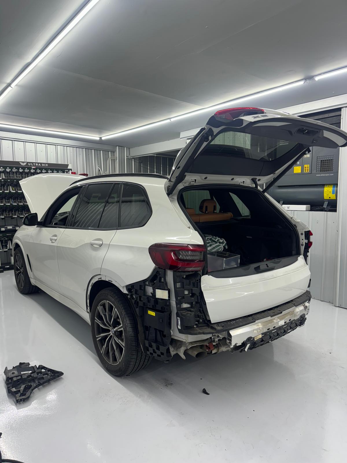 BMW X5 - Rear End Disassembly - Collision Repair