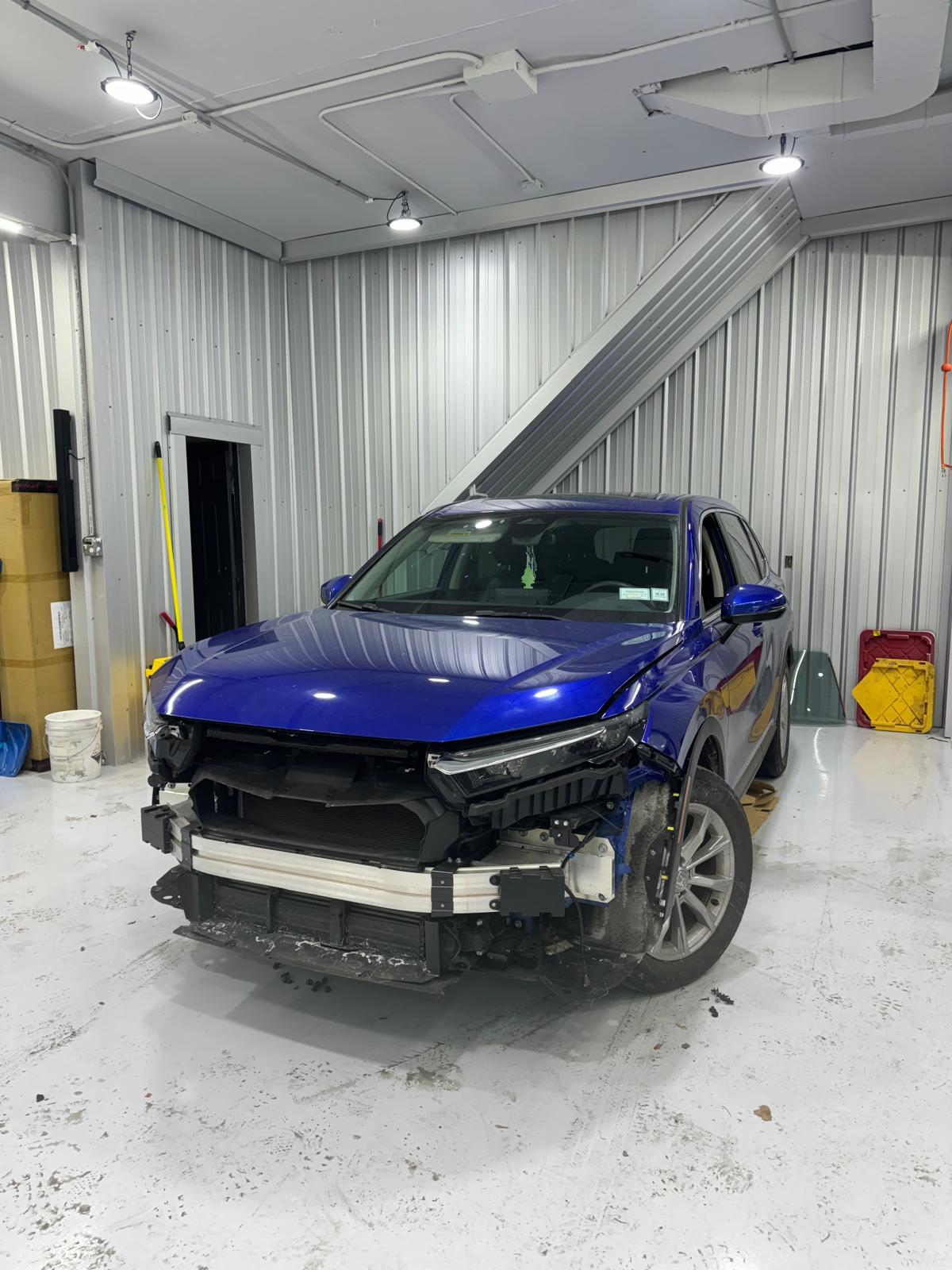 Honda CR-V - Front Collision Repair - Collision Repair